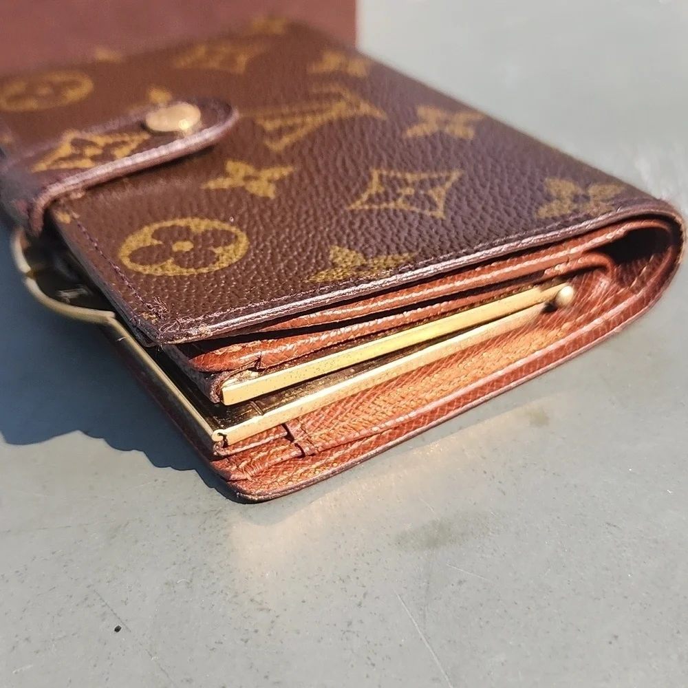 Authentic Louis Vuitton kisslock wallet